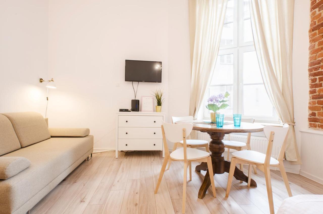 Cozy Apartments On Sierpnia Street Λοτζ Εξωτερικό φωτογραφία