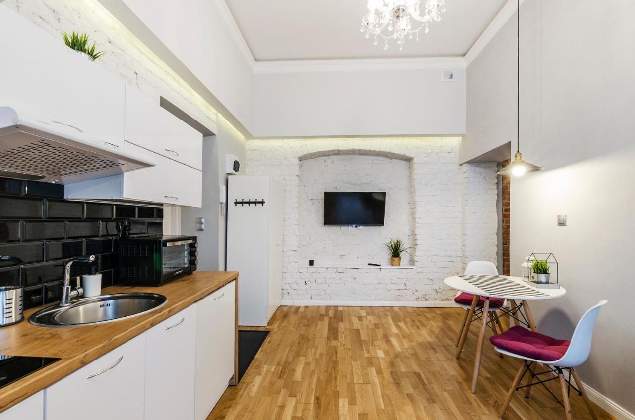 Cozy Apartments On Sierpnia Street Λοτζ Εξωτερικό φωτογραφία